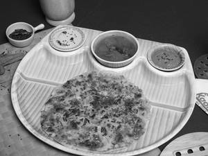Mix Vegetable Uttapam