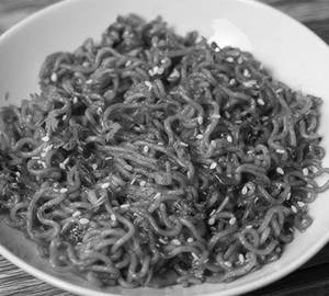 Chilli garlic maggi