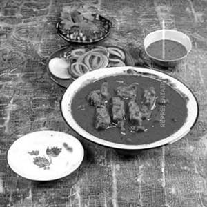 Mo mo tandoori afghani gravy