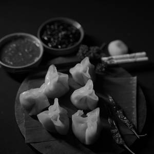 Chicken Chilli Oil Dimsums [6 Pcs]