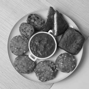 Navratri Snack Platter 'No Onion No Garlic'