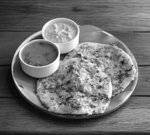 Onion Uttapam (2 Pcs)