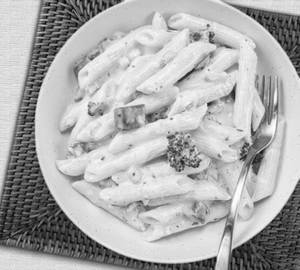 White Sauce Pasta [Veg]