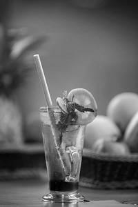 Vanilla Blue Mojito