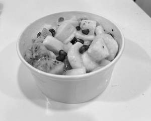 Velvety Yogurt Tropical Bowl