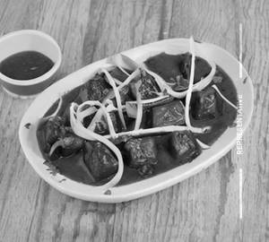 Paneer manchurian gravy