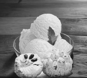 Fresh Sitafal Icecream