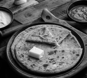 Pyaz paratha