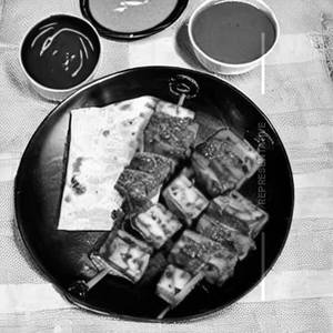 Paneer mo mo mushroom tandoori afghani gravy