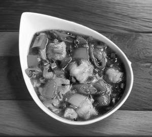 Chilli paneer gravy [full ]