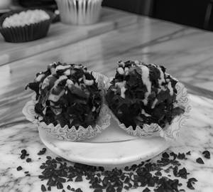 Kaju Rose Laddu