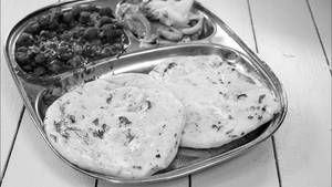 2 Chana Kulcha