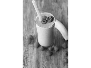 Raspberry Oreo Milkshake