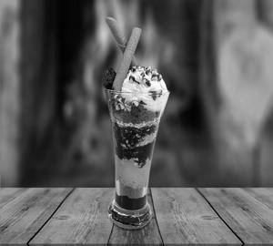 Tall Beauty Brownie Ice Cream