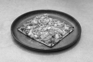 Fresh Farm Pizza