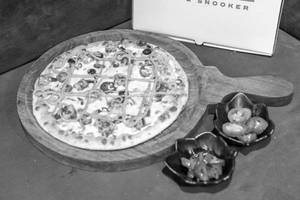 Golden Corn Pizza 7 Inches