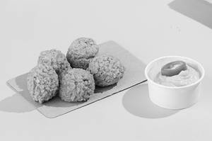 Chicken Meat Balls With Dip