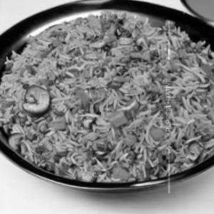 Schezwan Mushroom Fried Rice
