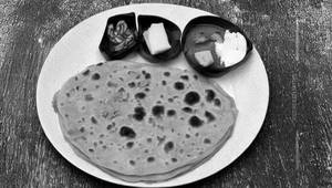Chole Paneer Paratha 