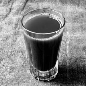 Black Grapes Juice