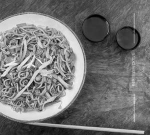 Paneer hakka noodles