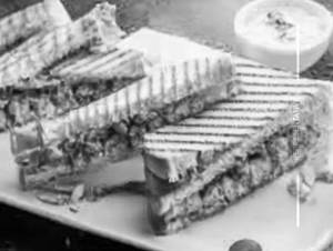 Makhani Paneer Sandwich