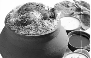 Clay pot chicken dum biryani
