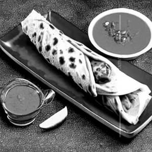 Classic  nizami paneer roll