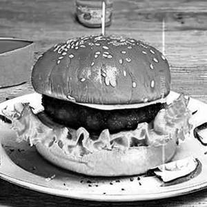 Momo Fried Burger