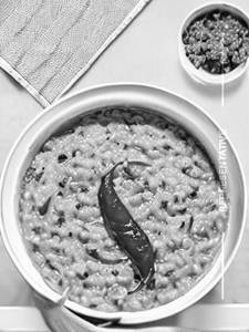 Palak Khichadi Tadka