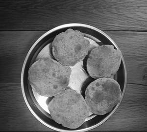 Extra 5 poori