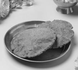 Kuttu Puri ( Set Of 2 Pcs )