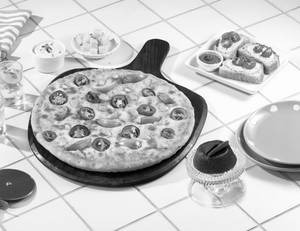 Fiery Veg Pizza [7" Regular] + Chocolava Cake