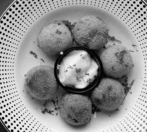 Molten Cheese Balls [6 Pieces]