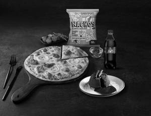 Flame Chicken Pizza [7" Regular]+ Chocolava+ Na...