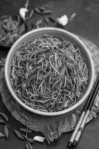 Chilli Garlic Noodles [650ML]