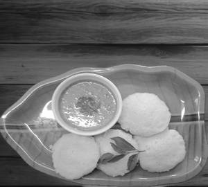 Idli chatni [4 piece]