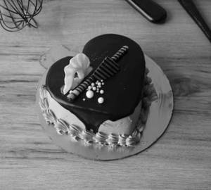 Chocolate Crunch cake (450G)