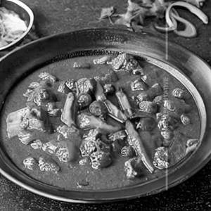 Veg Kholapuri