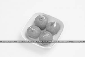 Kanpuri Laddu