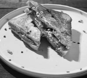 Bread jam sandwich