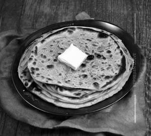 Butter Veg Paratha