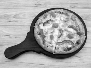 Veggie Crunchy Pizza