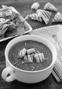 Roasted Tomato Soup with Croutons 