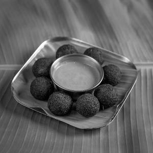 Mutton Kheema Balls (8 Pcs)