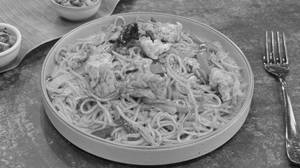 Schezwan Egg Noodles
