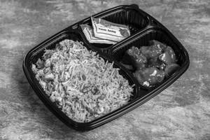 Chilli Chicken [4 Pieces] With Chicken Fried Rice [Half]