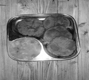 Falahari Poori With Sabzi [4 Pieces]