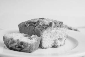 Dry Fruit Cake (Small, 250 g)