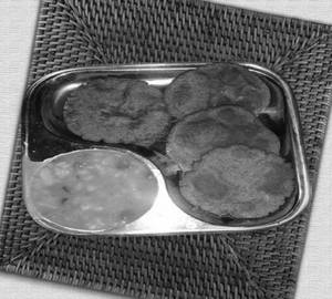 Falahari Poori With Sabzi [4 pieces]